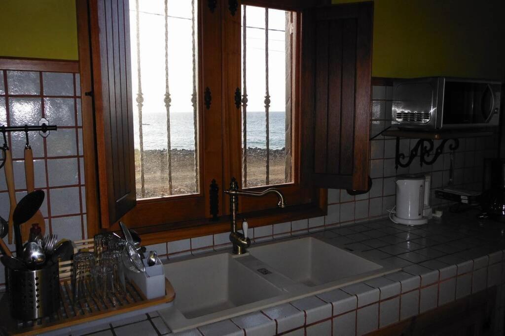 Villa Casa costera playa de Tasarte San Nicolás Exterior foto