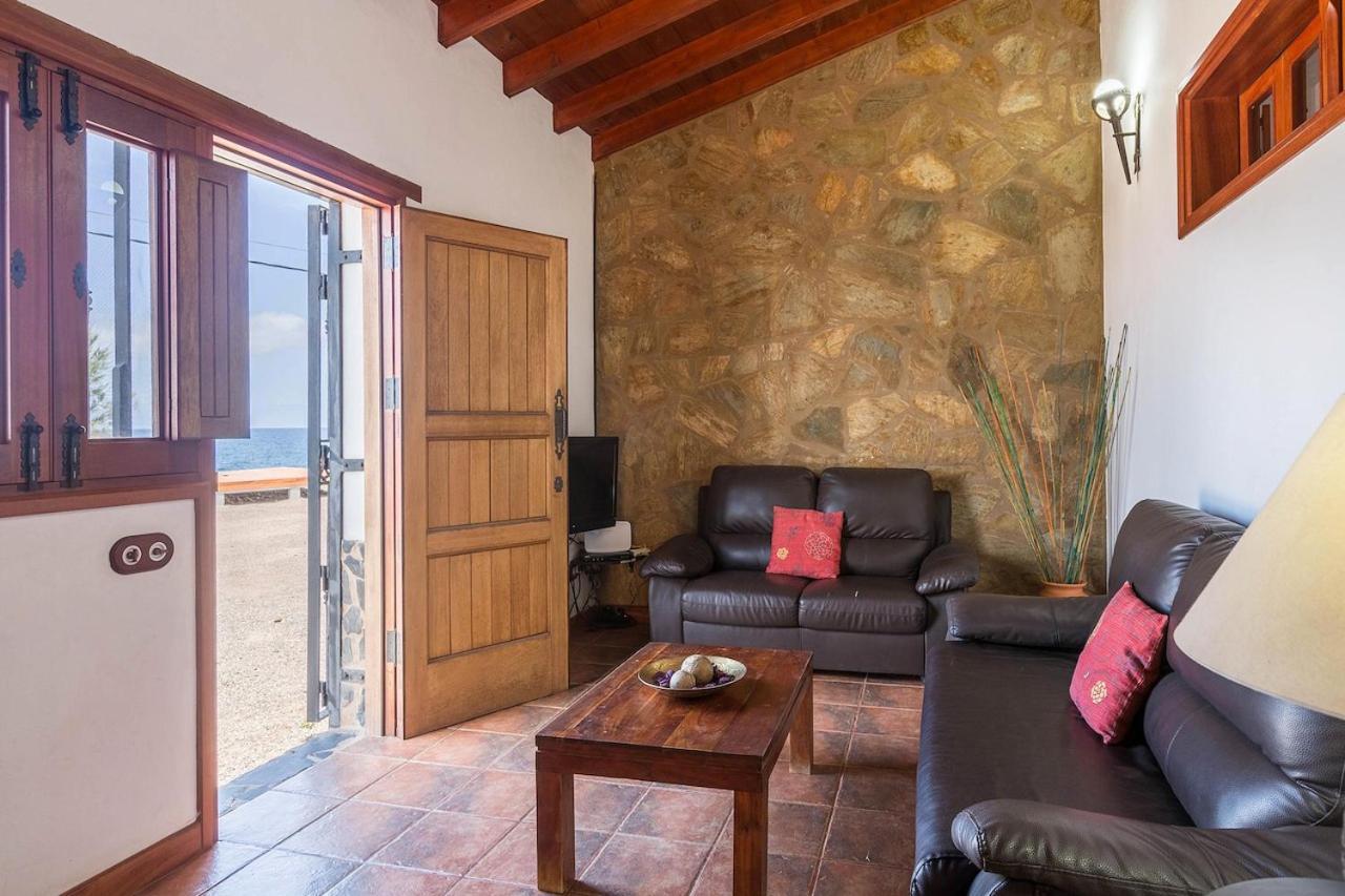 Villa Casa costera playa de Tasarte San Nicolás Exterior foto